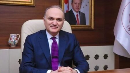 AKP’li Düzce Belediye Başkanı Faruk Özlü’den ‘Maaşlar ödenmiyor mu?’ sorusuna değişik karşılık: ‘Bu hususta şikayetçi olan arkadaşlar…’