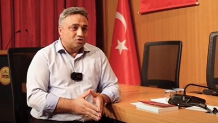 Atilla Özen’den ders üzere konuşma: Adaletin tesisi kalkınmadan evvel gelir