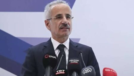Bakan Uraloğlu’ndan ‘Roblox’ açıklaması: ‘Nihayete erdiğinde inşallah…’