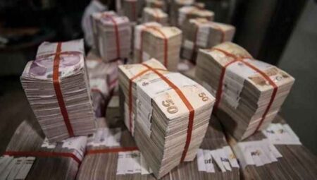 CHP’den kanun teklifi: ‘Siyasetçilerin malvarlığındaki değişim denetlenmeli’