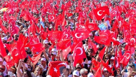 CHP’nin İstanbul’da miting yapacağı üçüncü ilçe Başakşehir oldu!