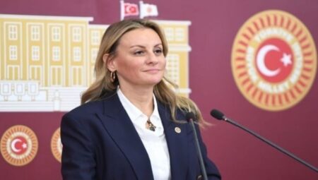 DEVA Partisi İzmir Milletvekili Seda Kâya Ösen AKP sıralarına seslendi: Eş dost medya işvereni olsun diye halkın alın teri peşkeş çekiliyor