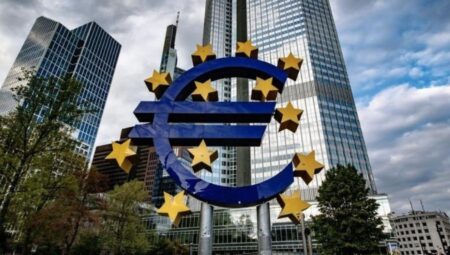 Euro Bölgesi’nde yatırımcı inancı çöktü: Trump’ın gümrük vergileri