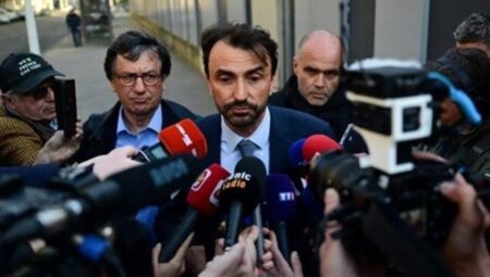 Fransa’da yolsuzluk soruşturmasında gözaltına alınan Lyon Belediye Başkanı Doucet serbest bırakıldı
