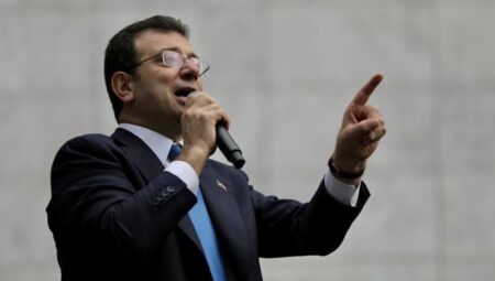 İmamoğlu, AKP ve MHP’ye oy verenlere seslendi: ‘Bir avuç insanın bu ülkeye yaşattığı zulmü artık durdurmamız gerekiyor’