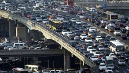 İran’da nevruz tatilindeki trafik kazalarında 747 kişi hayatını kaybetti