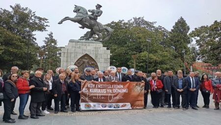 Köy Enstitülerinin 85’inci yılı Samsun’da kutlandı: Yeni bir eğitim ihtilaline muhtaçlığımız var
