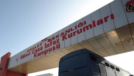 Silivri’ye gece yarısı operasyonu: İBB tutukluları etraf vilayetlere götürülüyor