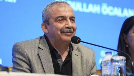 Sırrı Süreyya Öncü’nün sıhhat durumuna ait hastaneden yeni açıklama