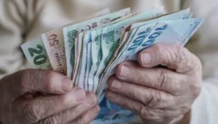 Son dakika… Emekli bayram ikramiyesi fark ödemelerinde tarih belirli oldu!