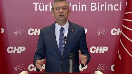 Son Dakika… Erdoğan’ın açtığı ‘cuntacı’ davasına Özel’den karşılık: ‘Cuntacı demek hataysa Bahçeli’den alırlar parayı’