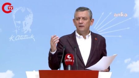Son Dakika… Özgür Özel’den Erdoğan’a sert kelamlar: ‘Karşımdaki bir cumhurbaşkanı değil, cunta başkanı!’