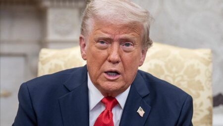 Trump ‘milyonlarca insanın ölümünden’ 3 kişiyi sorumlu tuttu