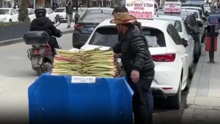 Vanlı esnafın da çiftçinin de işi bitme noktasına geldi