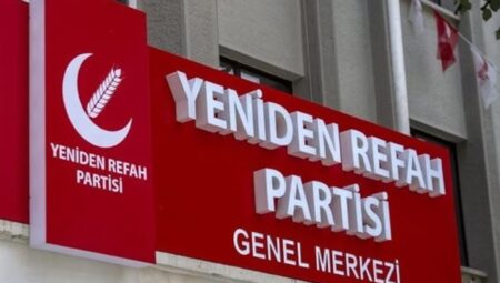 Yine Refah Partisi’nde toplu istifa