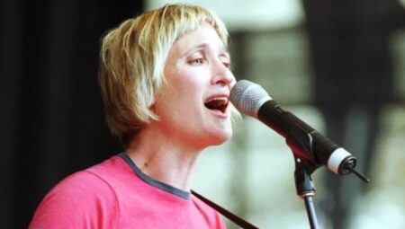 ABD’li müzikçi Jill Sobule konutunda çıkan yangında hayatını kaybetti