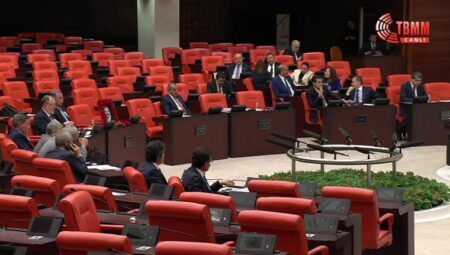 CHP’nin ‘Özgür Özel’e yapılan atak araştırılsın’ önerisi AKP ve MHP oylarıyla reddedildi