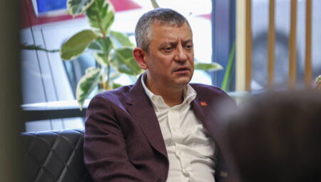 Özgür Özel’den canlı yayında PKK’nin fesih metnindeki ‘Lozan’ ve ‘soykırım’ sözlerine sert tepki! ‘Bu bildirinin iki tane muhatabı var…’