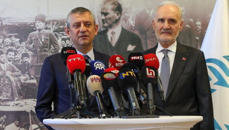 Özgür Özel’den İTO’ya ziyaret: ‘Çalışma umutlarımızı pekiştiren çok fazla şeyin olduğunu karşılıklı teyit ettik’