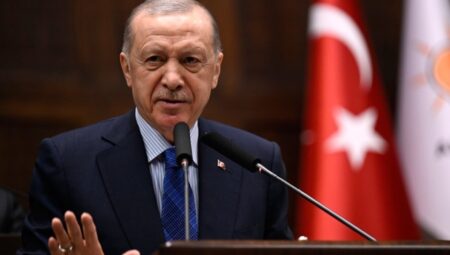 Özgür Özel’e yumruklu atak sonrası Erdoğan’ın ‘telef olup gidecek’ sözleri gündemde…
