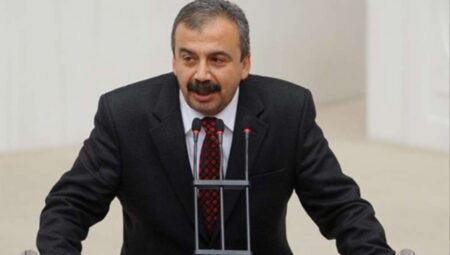 Sırrı Süreyya Lider kimdir? Sırrı Süreyya Başkan neden öldü? Sırrı Süreyya Öncü’nün eşi kim?