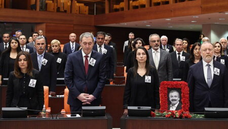 Sırrı Süreyya Lider, TBMM Genel Heyeti’nde anıldı