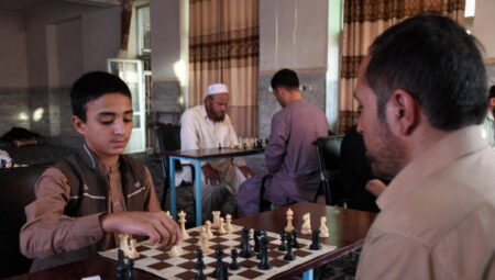 Taliban’dan satranç yasağı: “Kumar ögesi taşıyor”