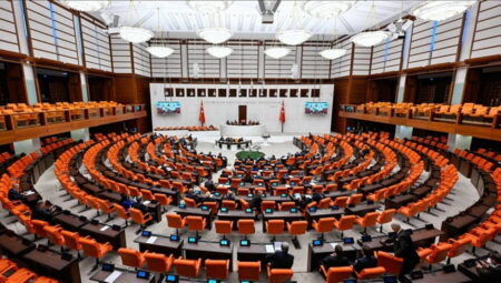 AKP, Bahçeli’nin kurul teklifine temkinli mi yaklaşıyor?