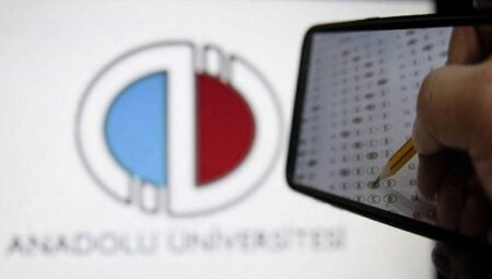 Anadolu Üniversitesi AÖF final imtihanları ne vakit, saat kaçta? AÖF final sınavı giriş yerleri belirli oldu mu? AÖFsınav giriş dokümanı nasıl alınır?