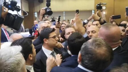 Bursa Belediye Meclisi’nde ortalık karıştı: AKP’li üye liderin üzerine yürüdü, küfürler savurdu!