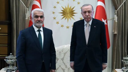Erdoğan, Saray’da HÜDA PAR Genel Lideri’ni kabul etti