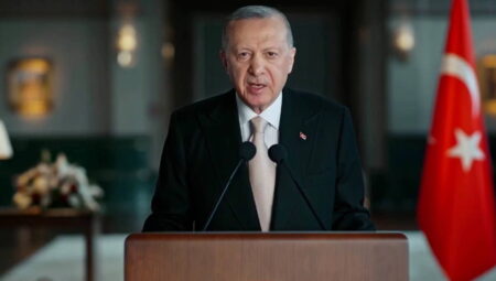 Erdoğan’dan bayram iletisinde ‘CHP’ yorumu: ‘Üzüntü duyuyoruz, yanlışta ısrar son bulmalı’