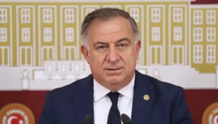 İBB’ye 5. dalga operasyon: CHP’li Gökhan Zeybek reaksiyon gösterdi!