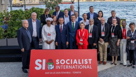 Özgür Özel’den Sosyalist Enternasyonal toplantısı paylaşımı: Ana sloganı açıkladı!