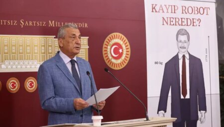 Parası ödenmiş lakin ortada yok!… CHP’li Öztürkmen sordu: Melih Gökçek robotu nerede?
