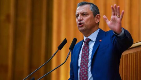 Son Dakika… Özgür Özel küme toplantısında konuşuyor…