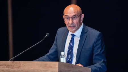 Tunç Soyer’den ‘İzmir grevi’ açıklaması: Tezlere karşılık verdi, tahlil teklifini sundu