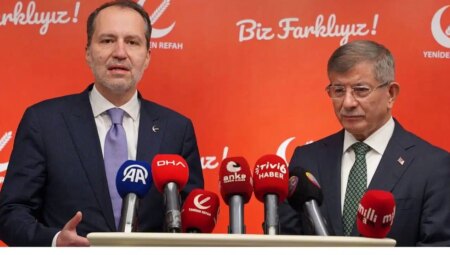 YRP’li Erbakan: ‘Cumhurbaşkanının bir sefer daha seçilmesini sağlayacak anayasaya karşı olacağız’